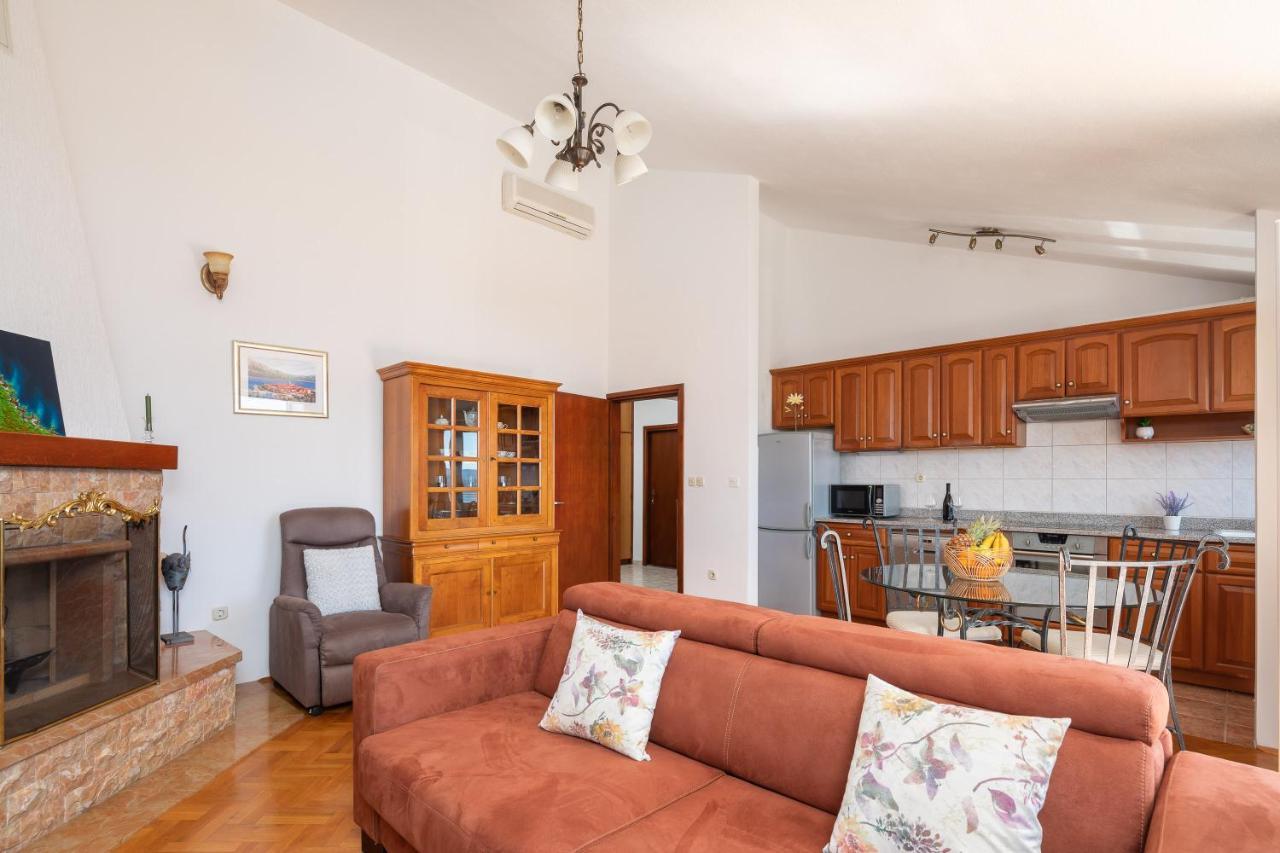 Beachfront Xxl - 2 Apartments Together - Lokva Rogoznica Extérieur photo