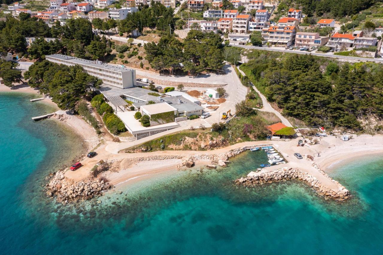 Beachfront Xxl - 2 Apartments Together - Lokva Rogoznica Extérieur photo