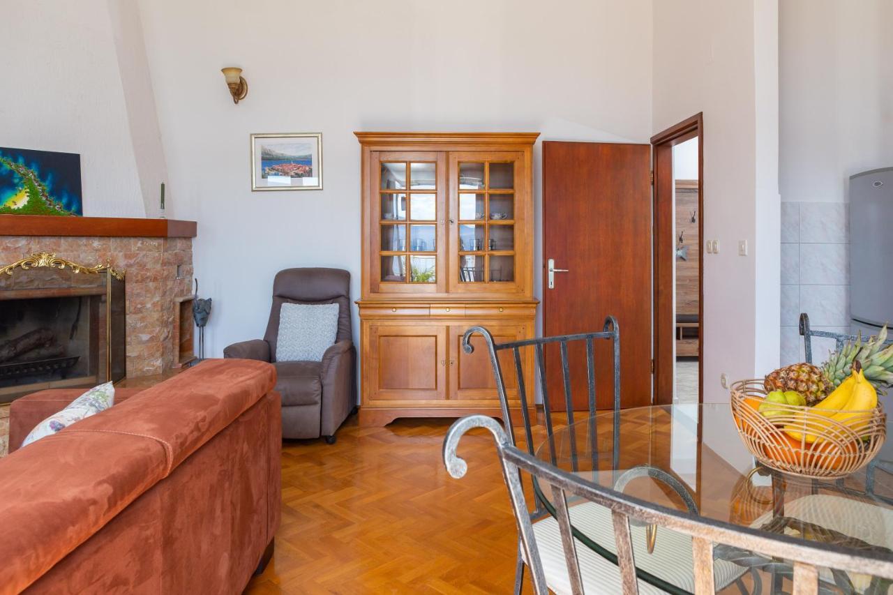 Beachfront Xxl - 2 Apartments Together - Lokva Rogoznica Extérieur photo