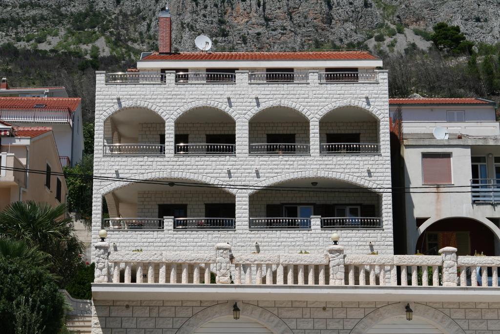 Beachfront Xxl - 2 Apartments Together - Lokva Rogoznica Extérieur photo