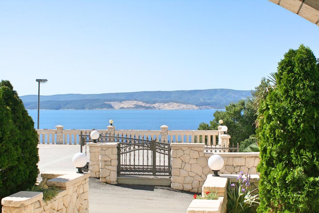 Beachfront Xxl - 2 Apartments Together - Lokva Rogoznica Extérieur photo